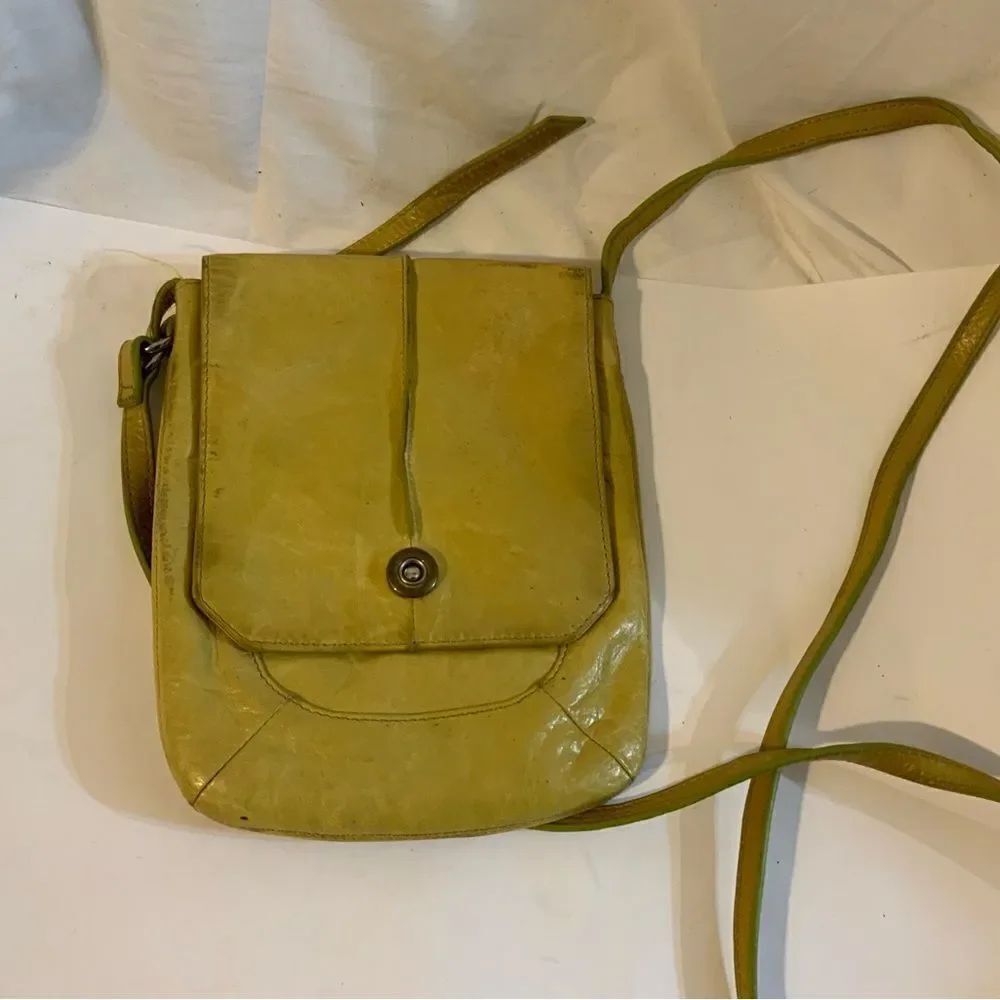 HOBO International Crossbody Bag Messenger Green Lemon Leather Flap.